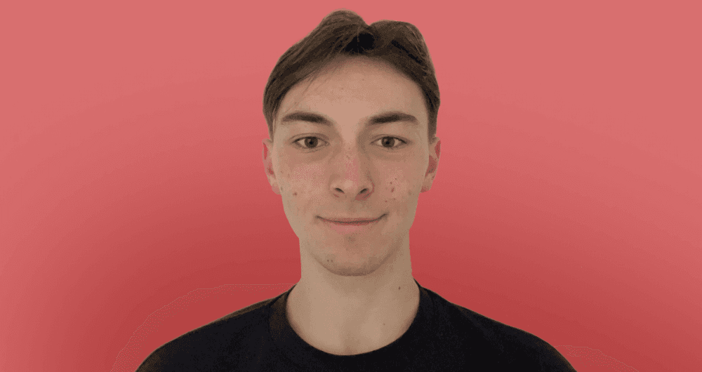 Trois minutes avec Joseph, Chargé de Marketing Digital Junior chez deuxiemeavis.fr.